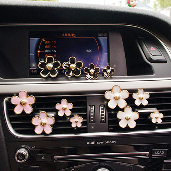 Car aromatherapy cartoon air outlet air freshener car perfume air outlet car interior accessories