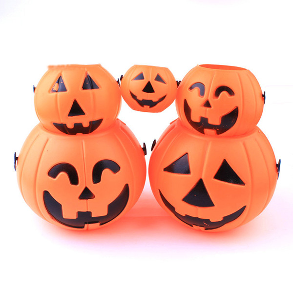 Wholesale Halloween pumpkin candy bucket Halloween plastic portable pumpkin bucket